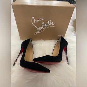 So Kate size 37 black velour